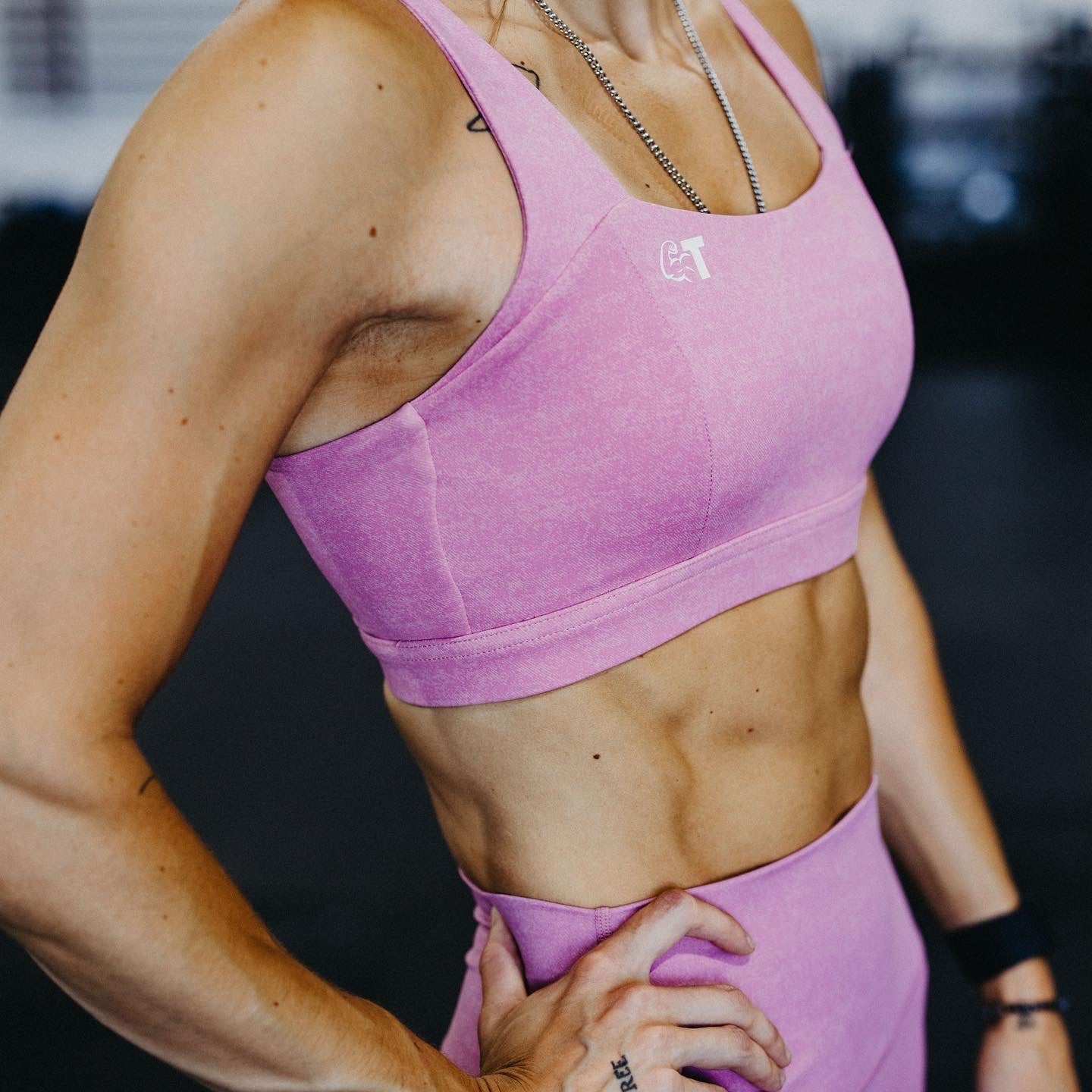 High-Impact Scoop Back Sports Bra (Women's) – Muscle T